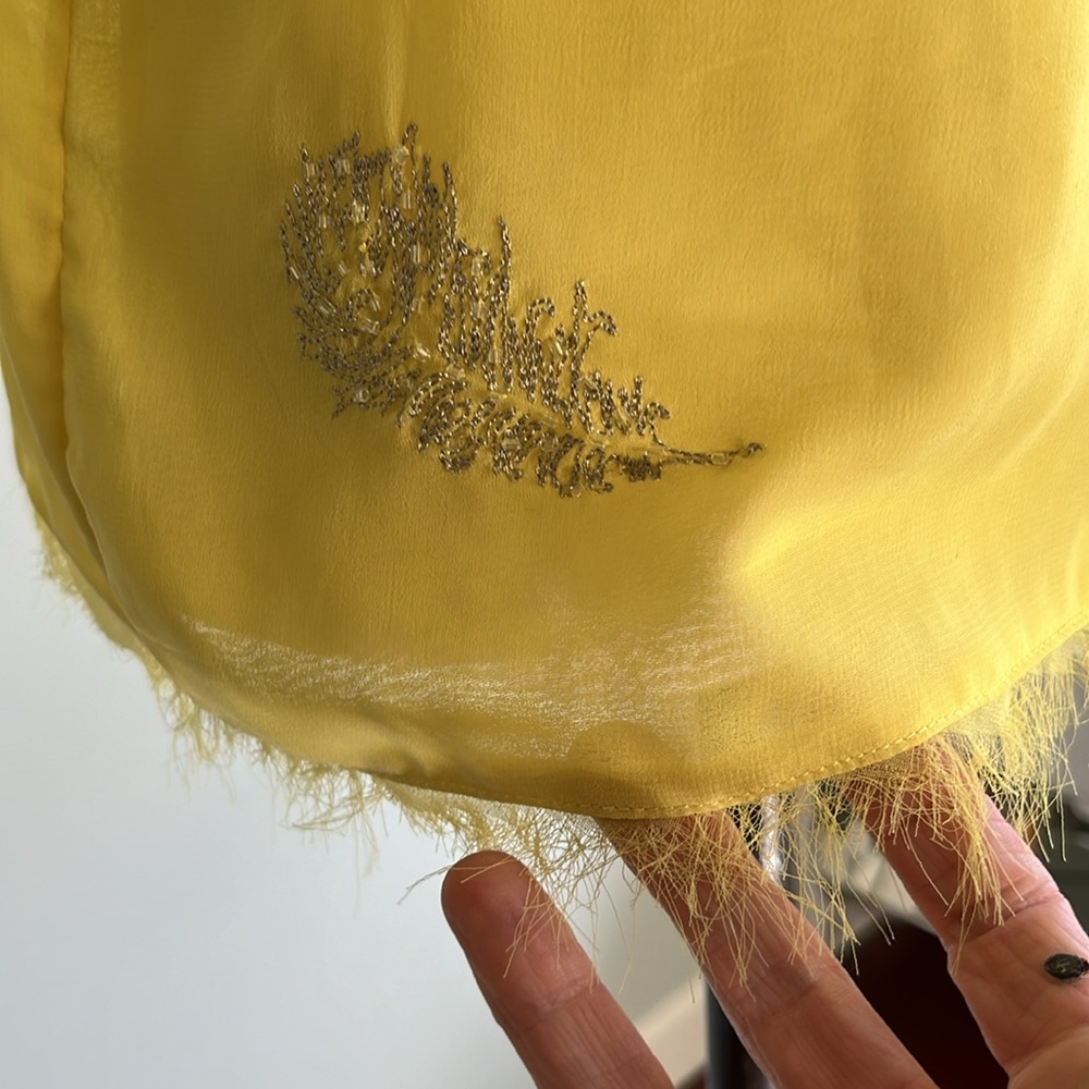 Greylin double V-neck yellow top - Picture 5 of 11